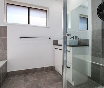 16 Blackbutt Court, Thurgoona - Photo 6