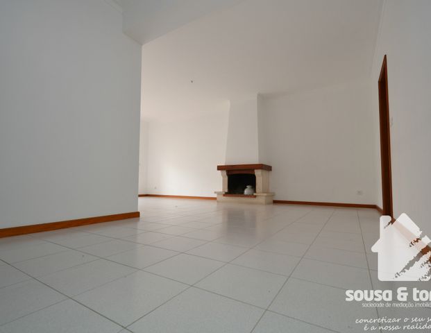 Apartamento T4 - Photo 1