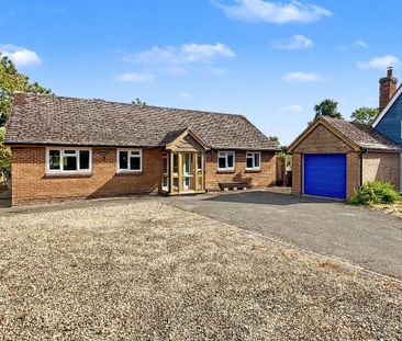 3 bedroom detached bungalow to rent - Photo 6