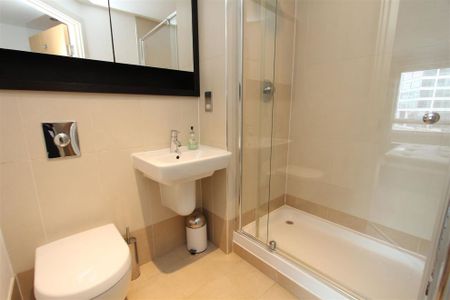 Mcclintock House, Leeds City Centre, LS10 1LP - Photo 4