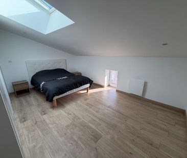 Location Maison 4 pièces 93m² ST PAUL DE VARAX 01240 - Photo 2