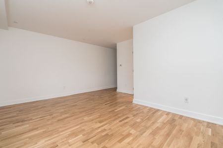 39 Riverwood Parkway - Photo 5