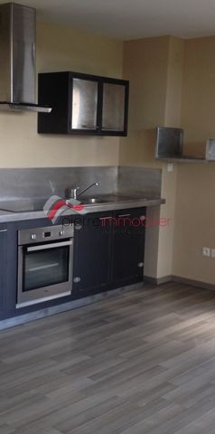 Location Appartement 1 pièce 33m² STE CLOTILDE 97490 - Photo 1