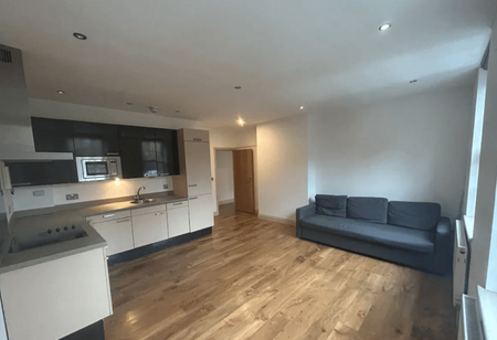 2 bedroom flat to rent - Photo 2