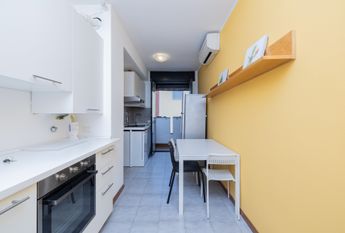 Bilocale in Via Giuseppe Giusti, Milano