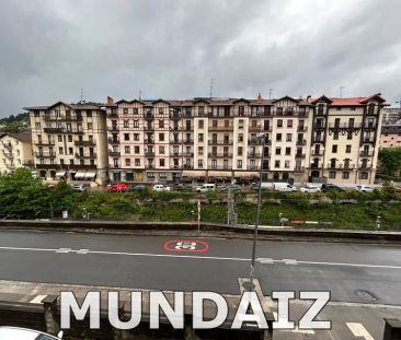 Alquiler de piso en Calle Intxaurrondo - Photo 3
