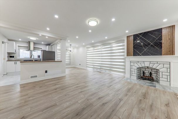 For Lease - 2 Tangmere Road, Toronto, Ontario - Photo 1