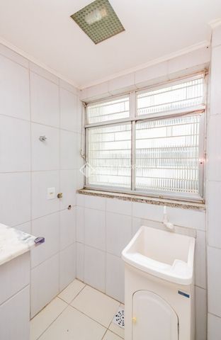 Apartamento JK com 1 quarto e 32m² para alugar em Vila Ipiranga, Porto Alegre. - Foto 2