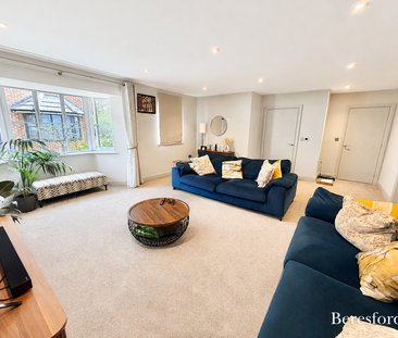 4 bedroom detached house to rent - Photo 3