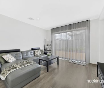 SPACIOUS FAMILY HOME IN KINBROOK ESTATE OF DONNYBROOK - Photo 1