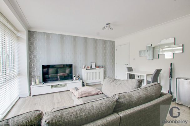 Magdalen Road, Norwich - Photo 1