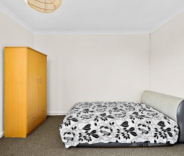 Studio Apartment in Convenient Location - Photo 2