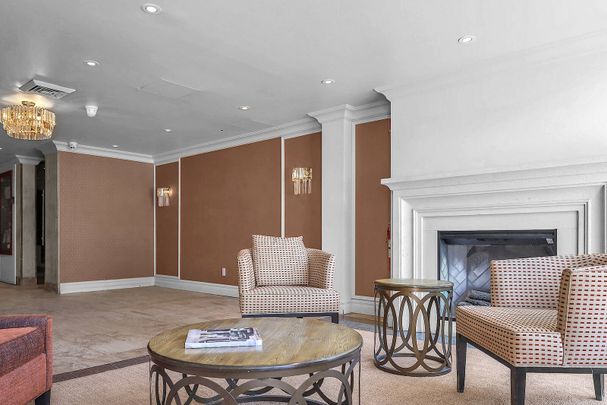 Apartment Building in the Heart of Westmount – 200 Kensington, Montreal - Photo 1