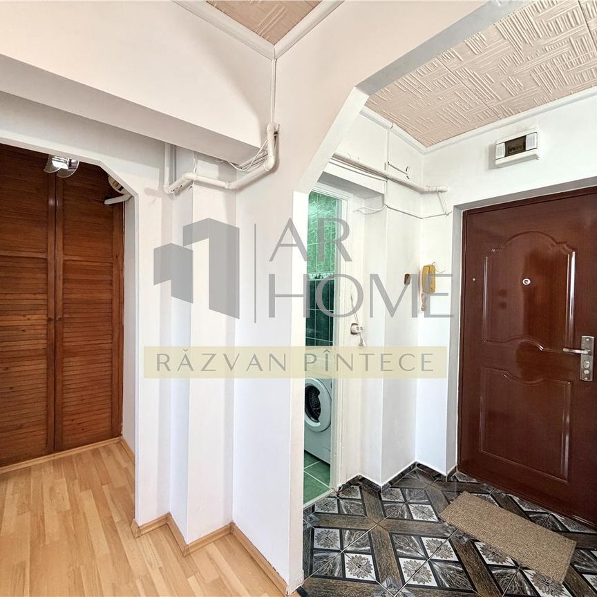 Garsoniera dubla, renovata, Republicii, Ploiesti - Photo 1