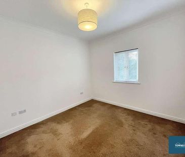 Calver Close, Penryn, TR10 - Photo 4