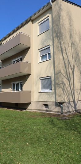 3-Zimmer-Wohnung im 2. Obergeschoss mit Loggia - Photo 1