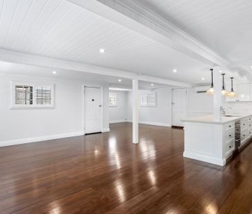 Spacious Four Bedroom Family Home with Pool and Workshop in Desirab... - Photo 3