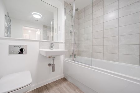 2 bedroom terraced property to rent - Photo 2