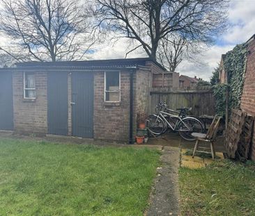 2 bedroom maisonette to rent - Photo 4