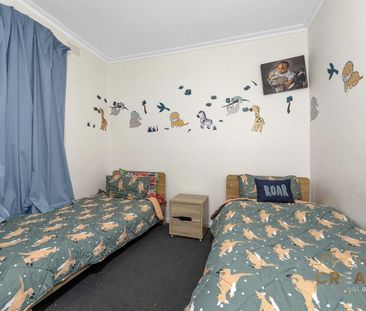 YOUR HOME IN SUNSHINE WEST - Photo 2