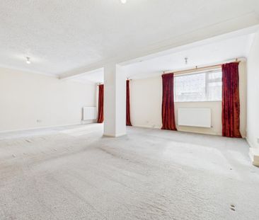 3 bedroom end of terrace house to rent - Photo 1