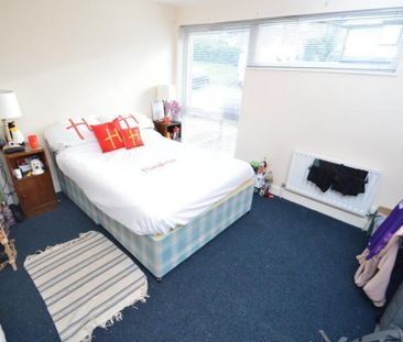 6 bedroom house to rent - Photo 2