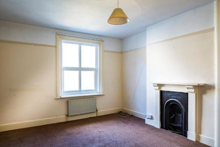 4 bedroom maisonette to rent - Photo 3