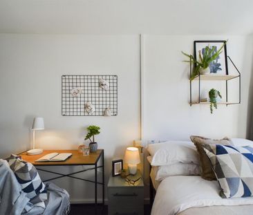 1 bedroom in a house share to rent - Photo 3