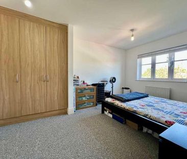 Viewpoint Court, Elm Park Road, Pinner, HA5 - Photo 4