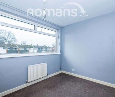 Fernhill Road, Farnborough, GU14 - Photo 6