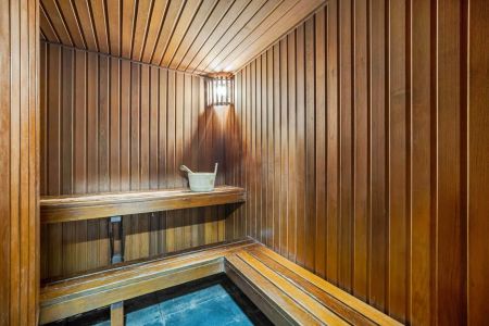 Stylish 1-Bedroom Apartment for Lease | Ultimate Convenience in the Heart of Zetland - Photo 3