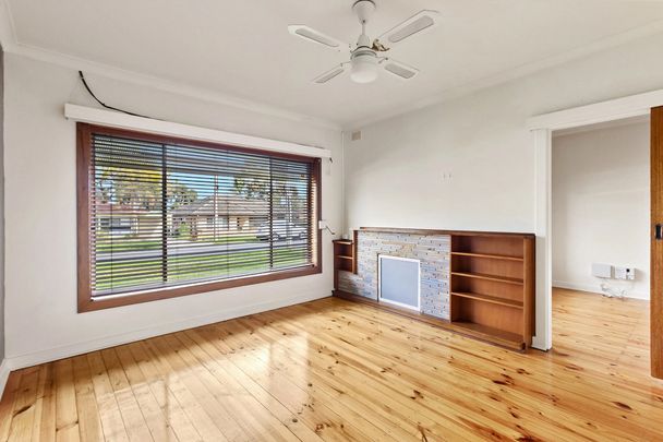 3 Richard Street, Modbury SA 5092 - House For Rent | Domain - Photo 1