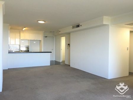 Modern Apartment in the Heart of Chatswood - Photo 4