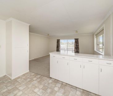Beautifully Presented 2-Bedroom Unit - Merrilands - Photo 3