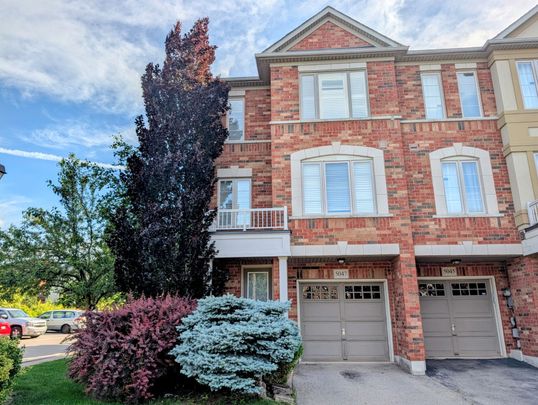 For Lease - 5047 Warwickshire Way, Mississauga, Ontario - Photo 1