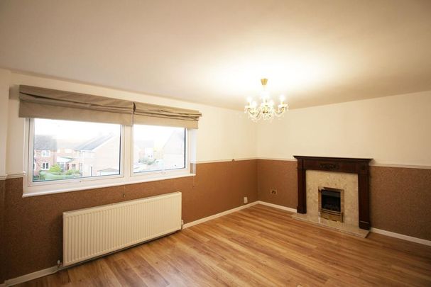 2 bedroom maisonette to rent - Photo 1