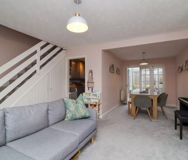 Russet Close, Market Harborough, LE16 - Photo 2