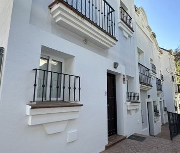 3 Bedroom Townhouse For Rent in Benahavís, Málaga - Photo 5