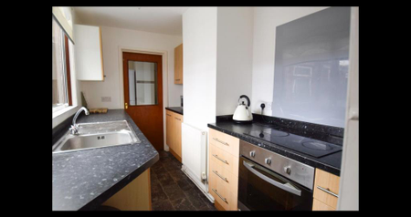 3 bedroom house to rent - Photo 2