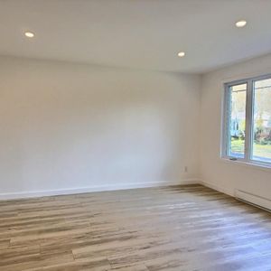 Grand 5 1/2 rénové à l'Ile-Bizard - Photo 2