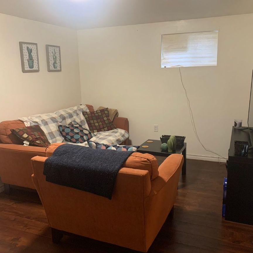 For Lease - 18 Myrtle Avenue Unit# Lower, St. Catharines, Ontario - Photo 1