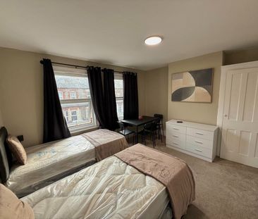 1 Bed Flat, Curzon Street, RG30 - Photo 4