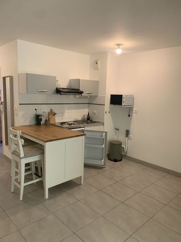Location Appartement 1 pièce 29m² MONTPELLIER 34000 - Photo 2