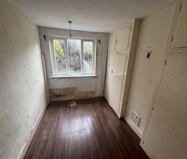 3 Bed Terraced House, Hythe Road, CR7 - Photo 6