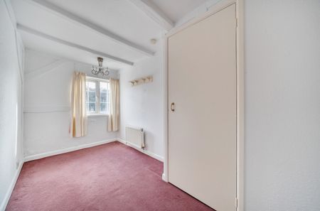 2 bedroom terraced house to rent - Photo 4