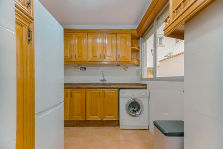 Beautiful room in Burjassot - Photo 4