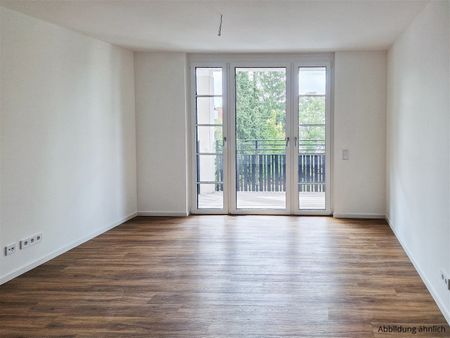 Barrierefreie 2-Zimmer-Wohnung mit EBK, großer Terrasse und Gartenanteil - Photo 2