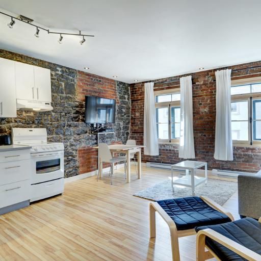 Loft entièrement meublé à louer Vieux-Québec août 2026 - Photo 1