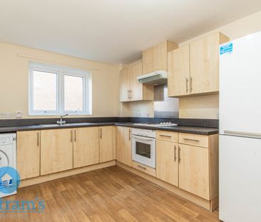 2 bed Apartment for Rent - Photo 1