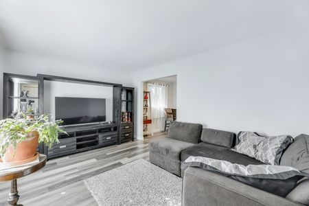 For Lease - 82 Lacey Crescent, London South, Ontario - Photo 4